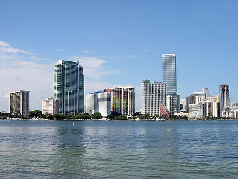 Blick vom Wasser auf Miami Foto 