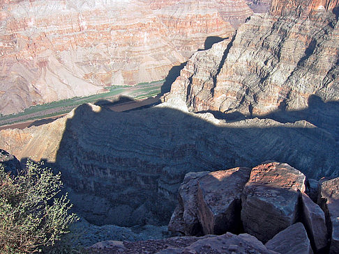 Per Hubschrauber im Grand Canyon